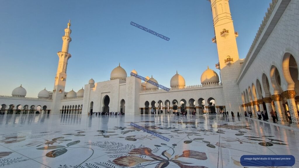 Sheikh Zayed Grand Mosque Courtyard in Abu Dhabi, UAE