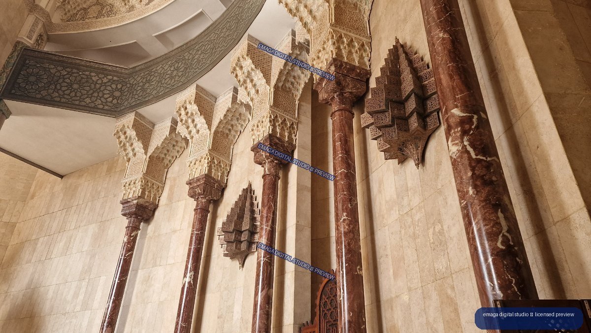 Ornate Islamic Interior with Marble Columns and Muqarnas Details — Casablanca, Morocco
