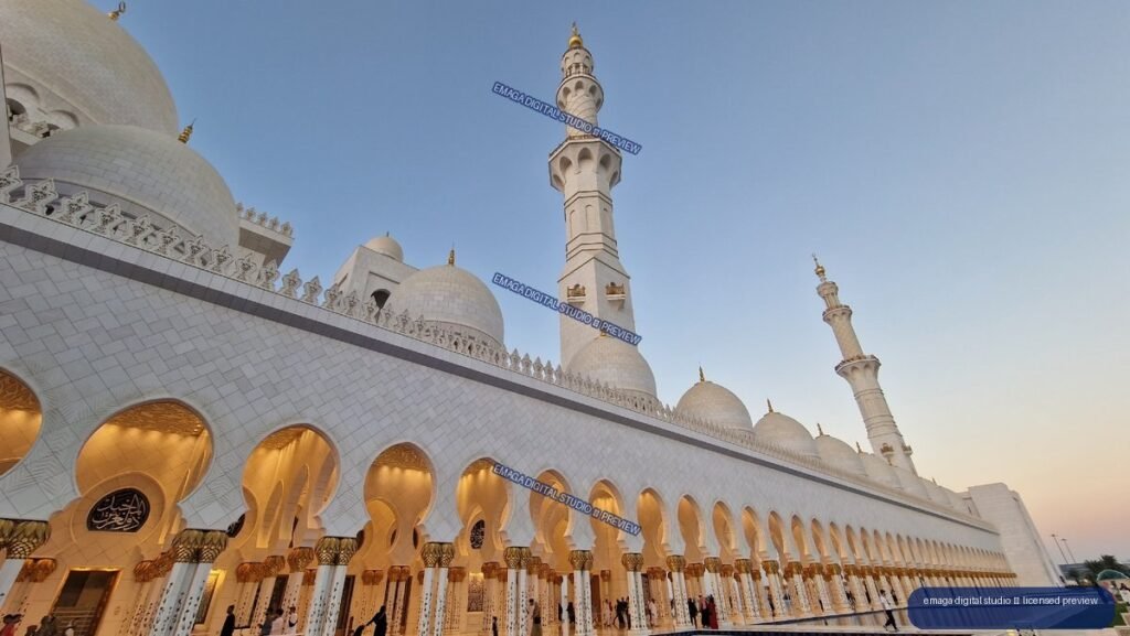 Sheikh Zayed Grand Mosque in Abu Dhabi, United Arab Emirates