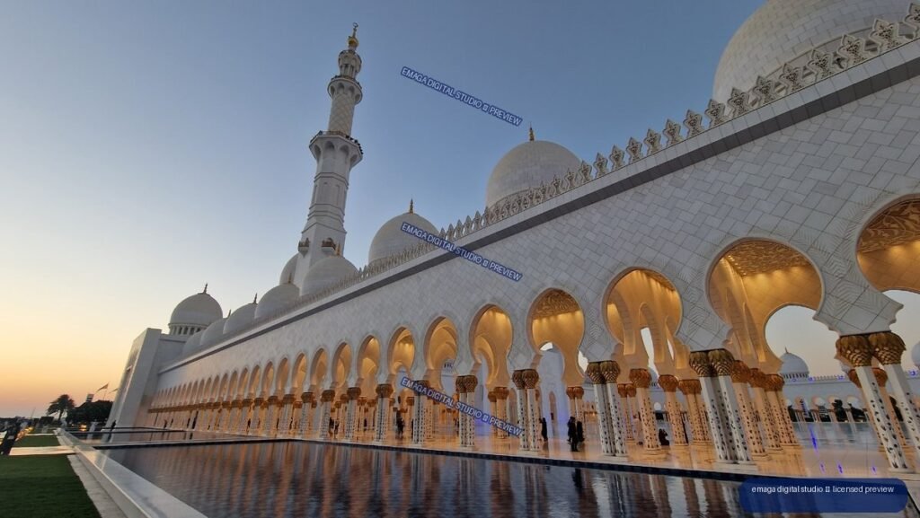 Sheikh Zayed Grand Mosque at Dusk in Abu Dhabi, UAE